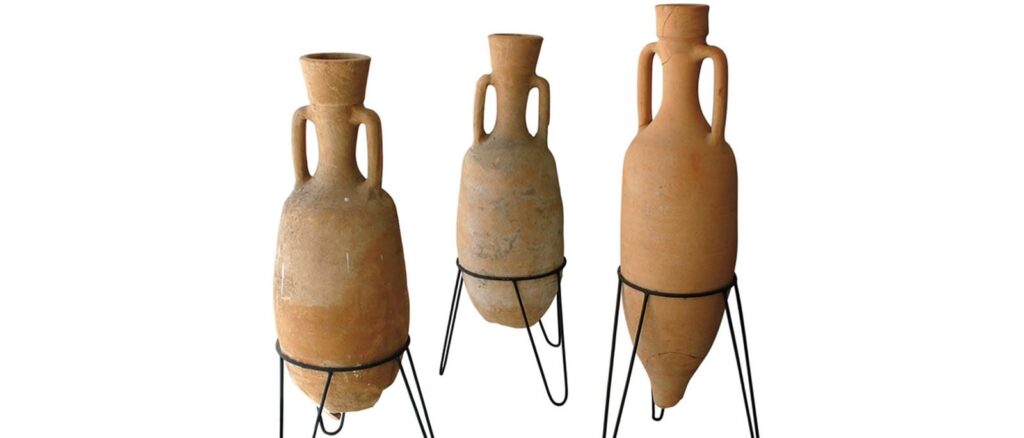 Àmfores (segles I aC - I dC). Josep Puig. Museu Municipal de Nàutica del Masnou.