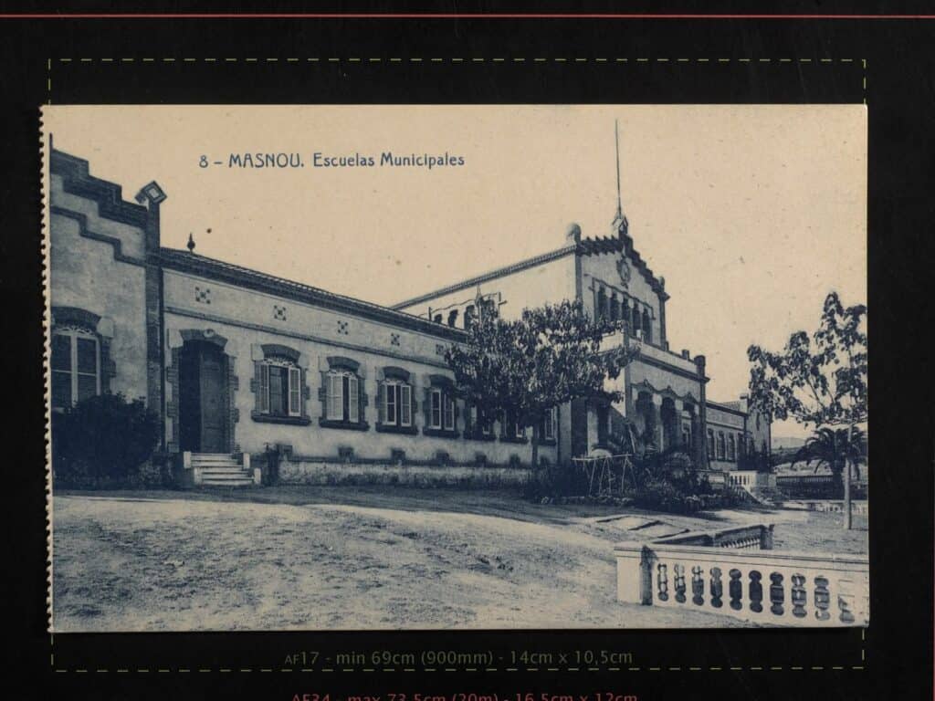 Escola Ocata, 1920-1929. Josep Thomas i Bigas. Arxiu Municipal del Masnou, fons fotogràfic L’Abans, família Aragó-Grífol, 18861.