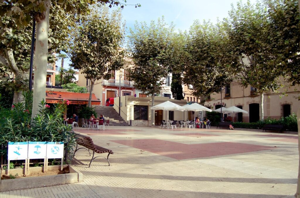 Plaça d’Ocata, 2015. Núria Duran. Museu Municipal de Nàutica del Masnou.